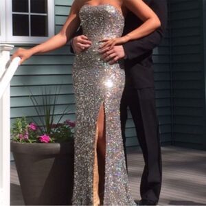 BG Haute silver all over‎ sequin strapless evening prom gown size 2